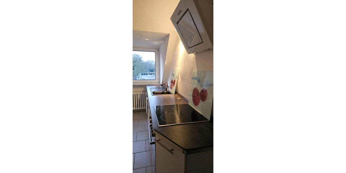 Dachgeschoßwohnung Essen Stadtbezirk V - 3 Zimmer, 55 m&sup2;, 460&euro; | Angebot:25826426