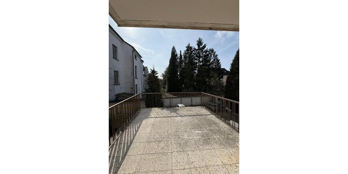 Etagenwohnung Gelsenkirchen Gelsenkirchen-Mitte - 5.5 Zimmer, 137 m&sup2;, 1.000&euro; | Angebot:25434234