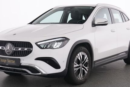 Mercedes-Benz GLA 220 16.479 km 44.885 &euro; Essen 45309