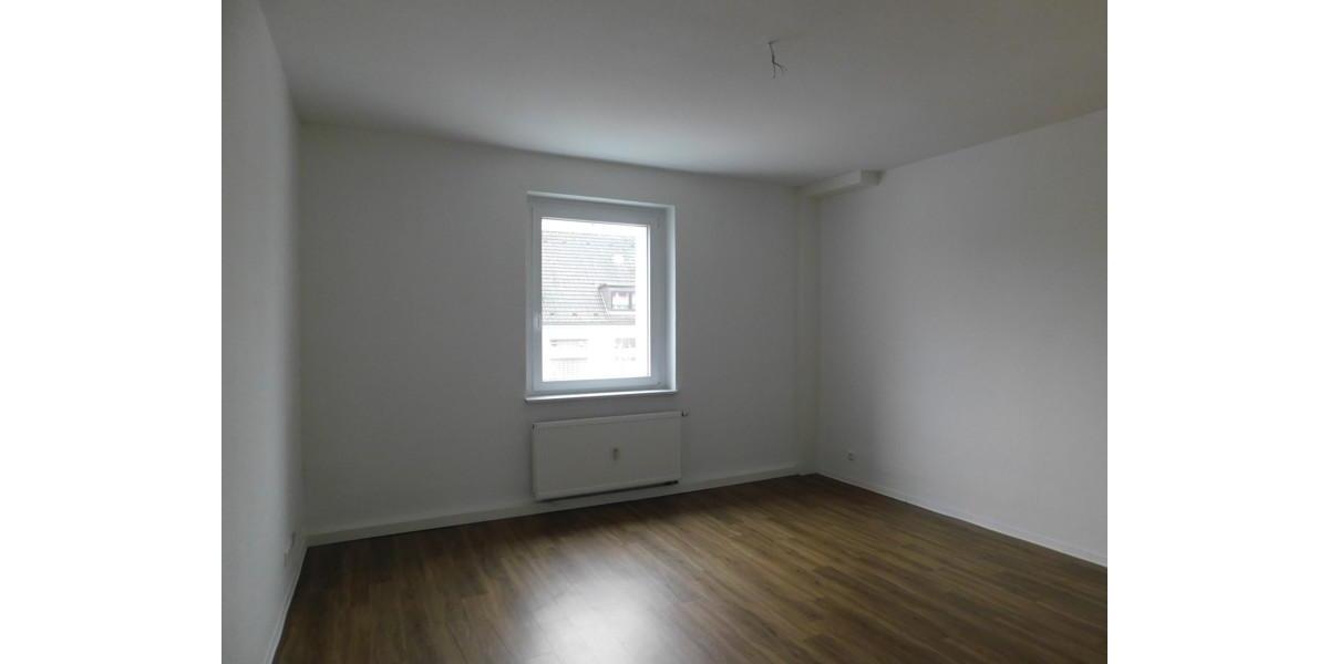 Etagenwohnung Essen Stadtbezirk IV - 3 Zimmer, 76 m&sup2;, 700&euro; | Angebot:25137616