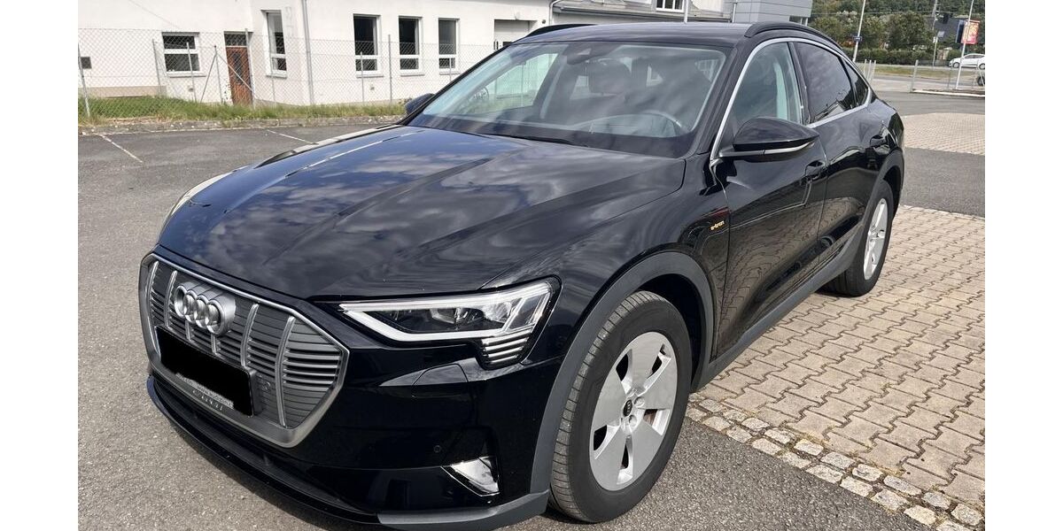 Audi e-tron 49.704 km 31.900 &euro; Hagen 58091