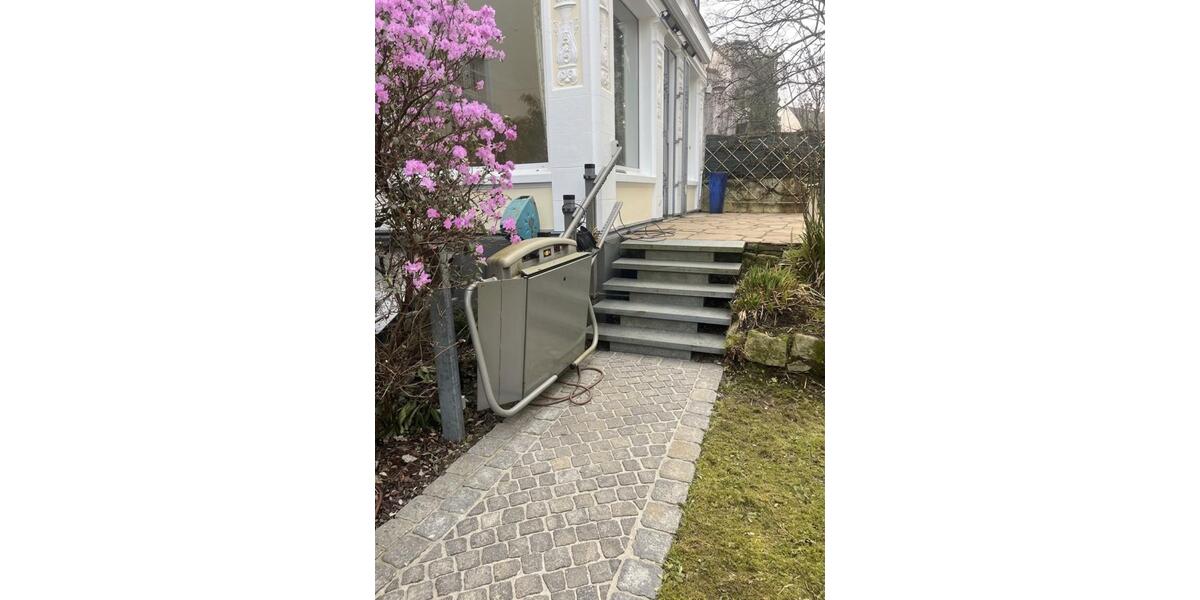 Erdgeschoßwohnung Schwelm - 5 Zimmer, 220 m&sup2;, 498.000&euro; | Angebot:25647256