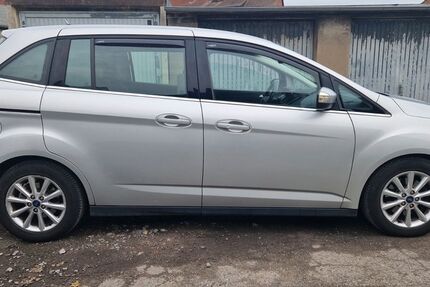 Ford Grand C-Max 169.000 km 7.899 &euro; Gelsenkirchen 45881
