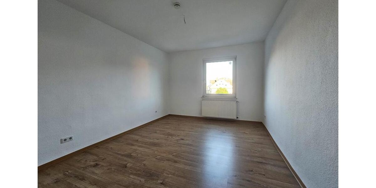 Etagenwohnung Herne Wanne-Bickern - 4.5 Zimmer, 66 m&sup2;, 440&euro; | Angebot:25803946