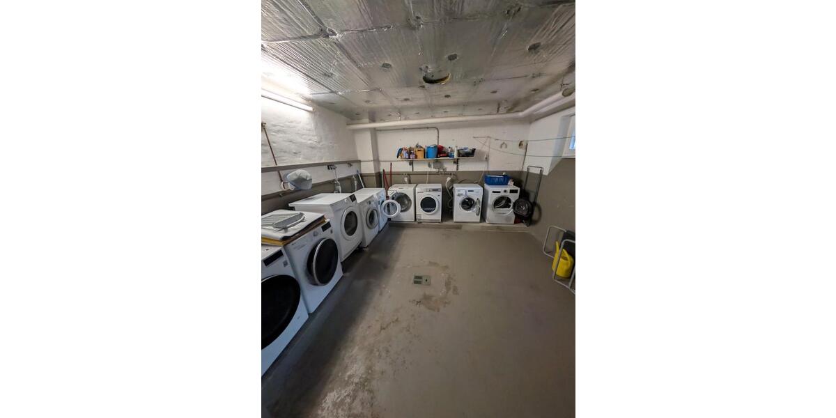 Dachgeschoßwohnung Bochum Querenburg - 3 Zimmer, 68 m&sup2;, 680&euro; | Angebot:26560395