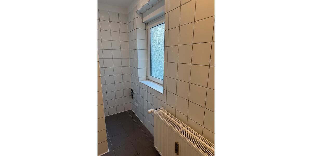 Erdgeschoßwohnung Oberhausen - 2.5 Zimmer, 79 m&sup2;, 800&euro; | Angebot:25947635